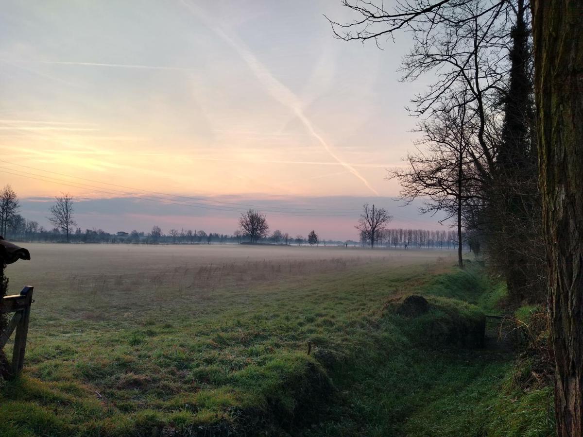 Agriturismo Cascina Poscallone Abbiategrasso Dış mekan fotoğraf